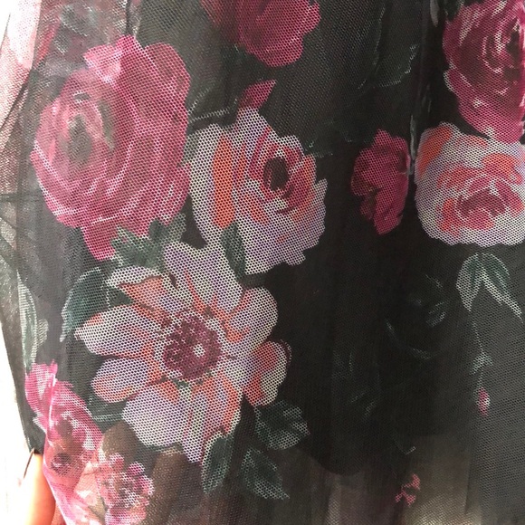 Skirt - Picture 4 of 4